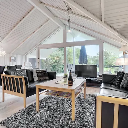 Three-bedroom In Semesterbostad Gorlev