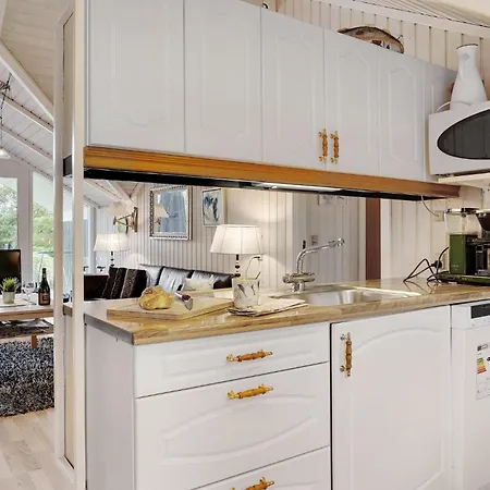 Semesterbostad Three-bedroom In *