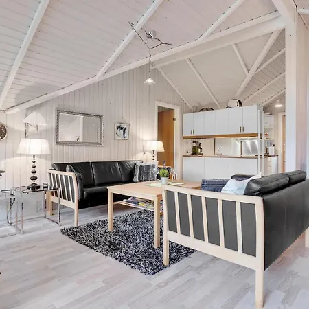 Semesterbostad Three-bedroom In