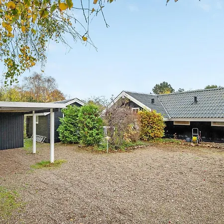 Three-bedroom In Semesterbostad Gorlev